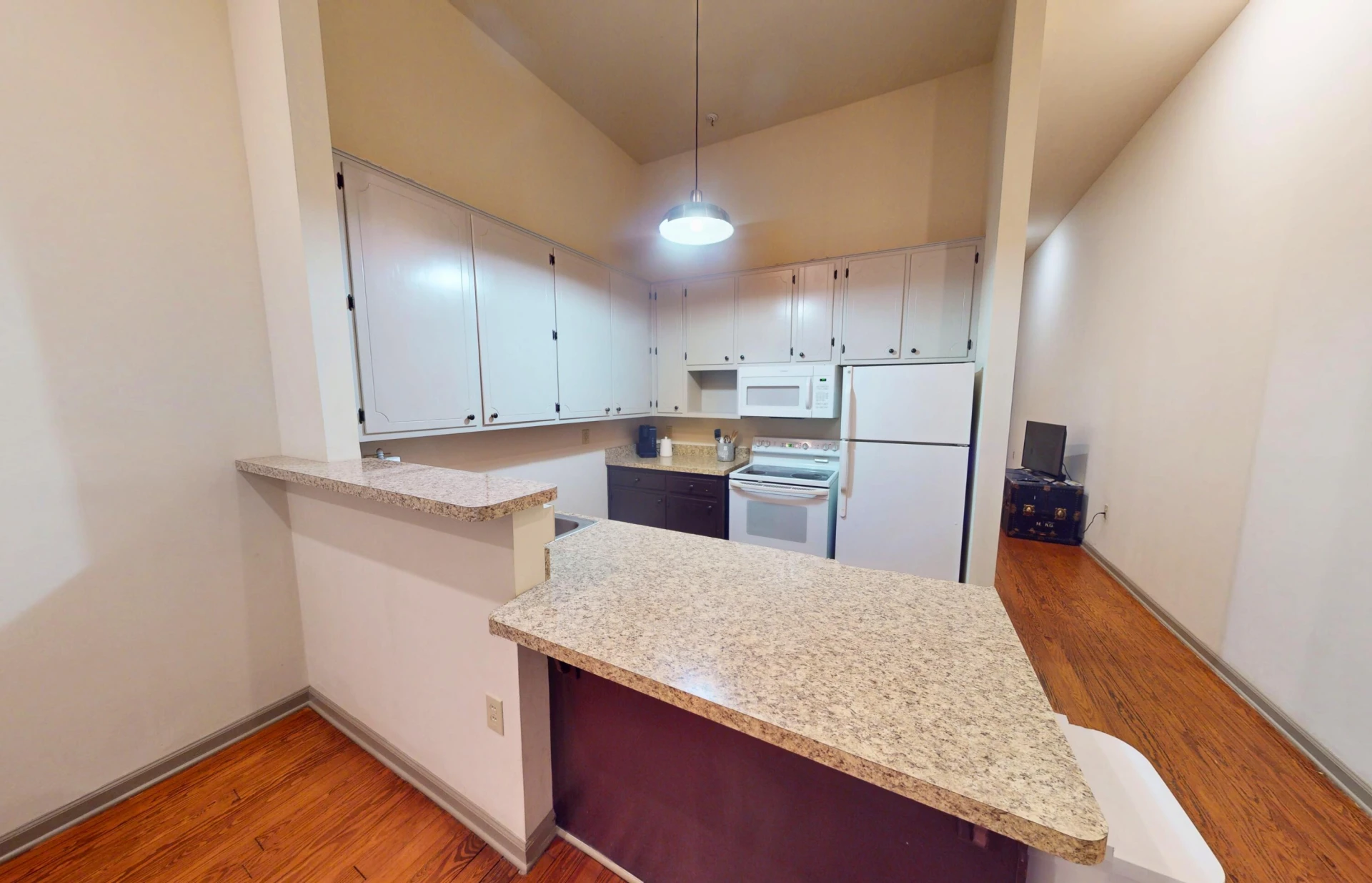 135 Salem AVE - Photo 13
