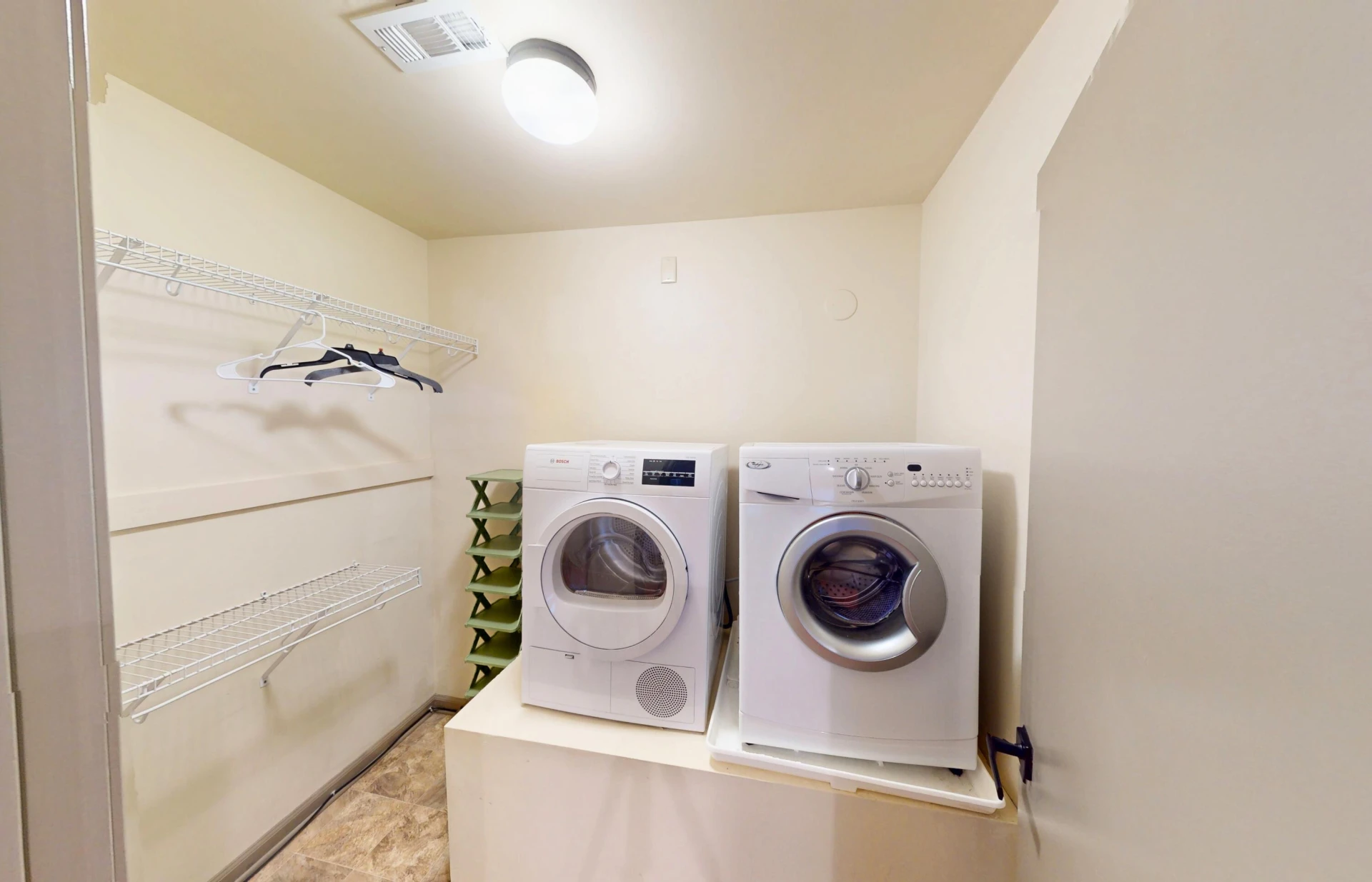135 Salem AVE - Photo 17