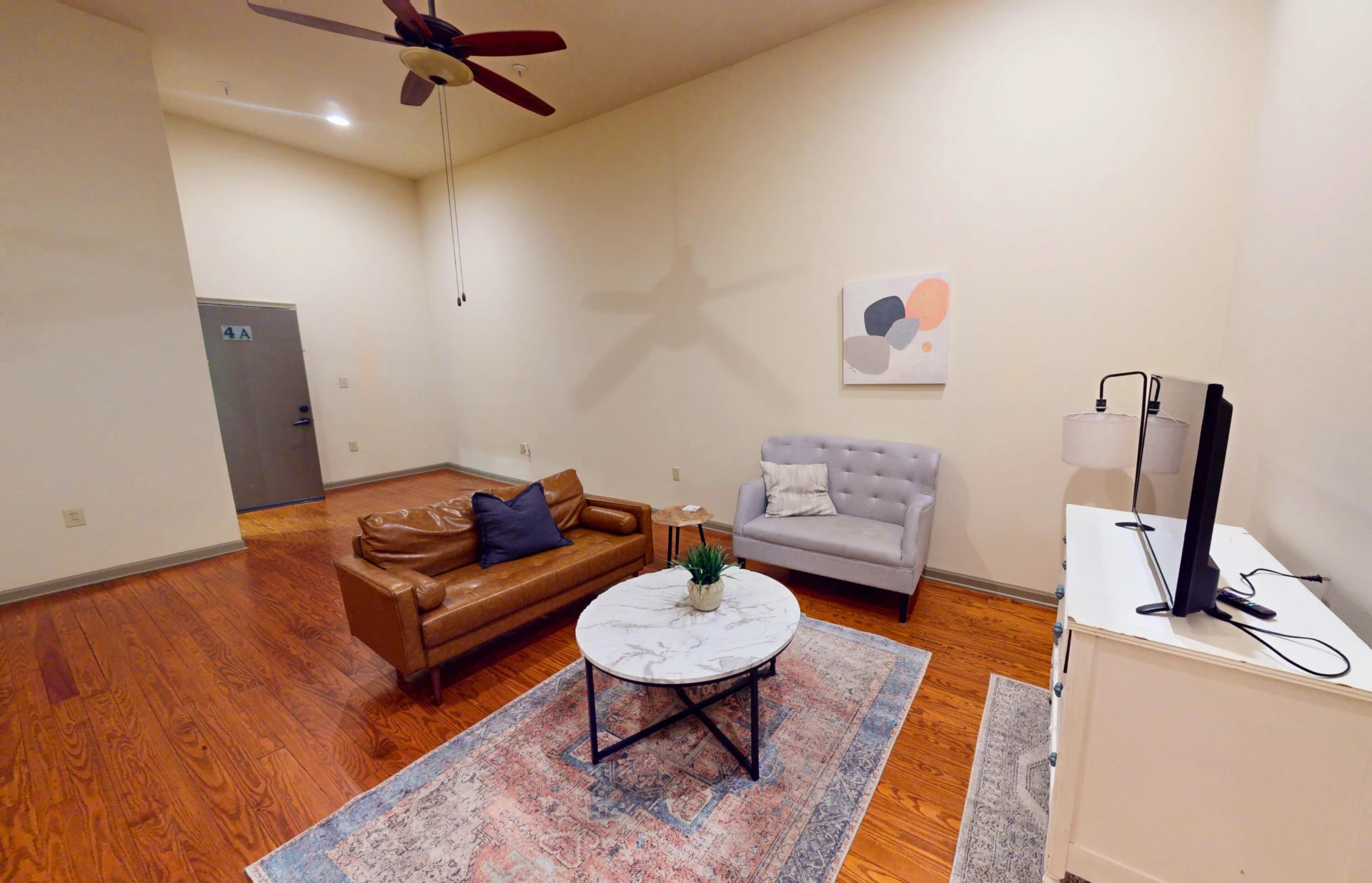135 Salem AVE - Photo 8