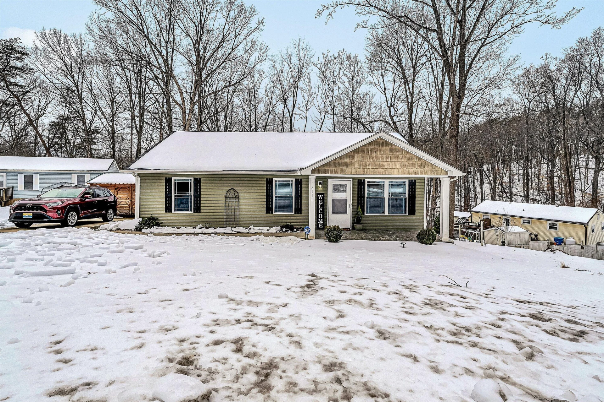 2111 Woodland RD