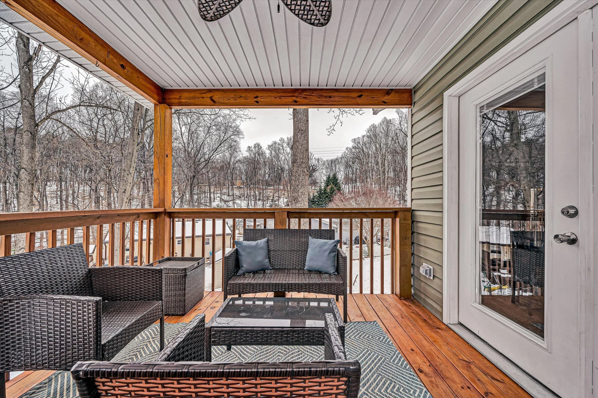 2111 Woodland RD - Photo 14