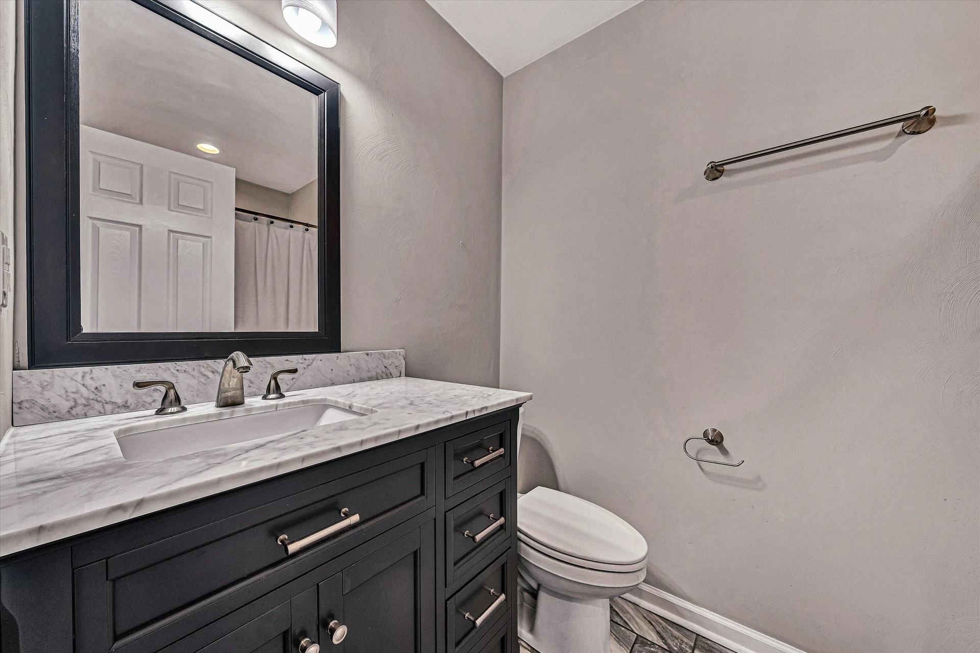 2111 Woodland RD - Photo 17