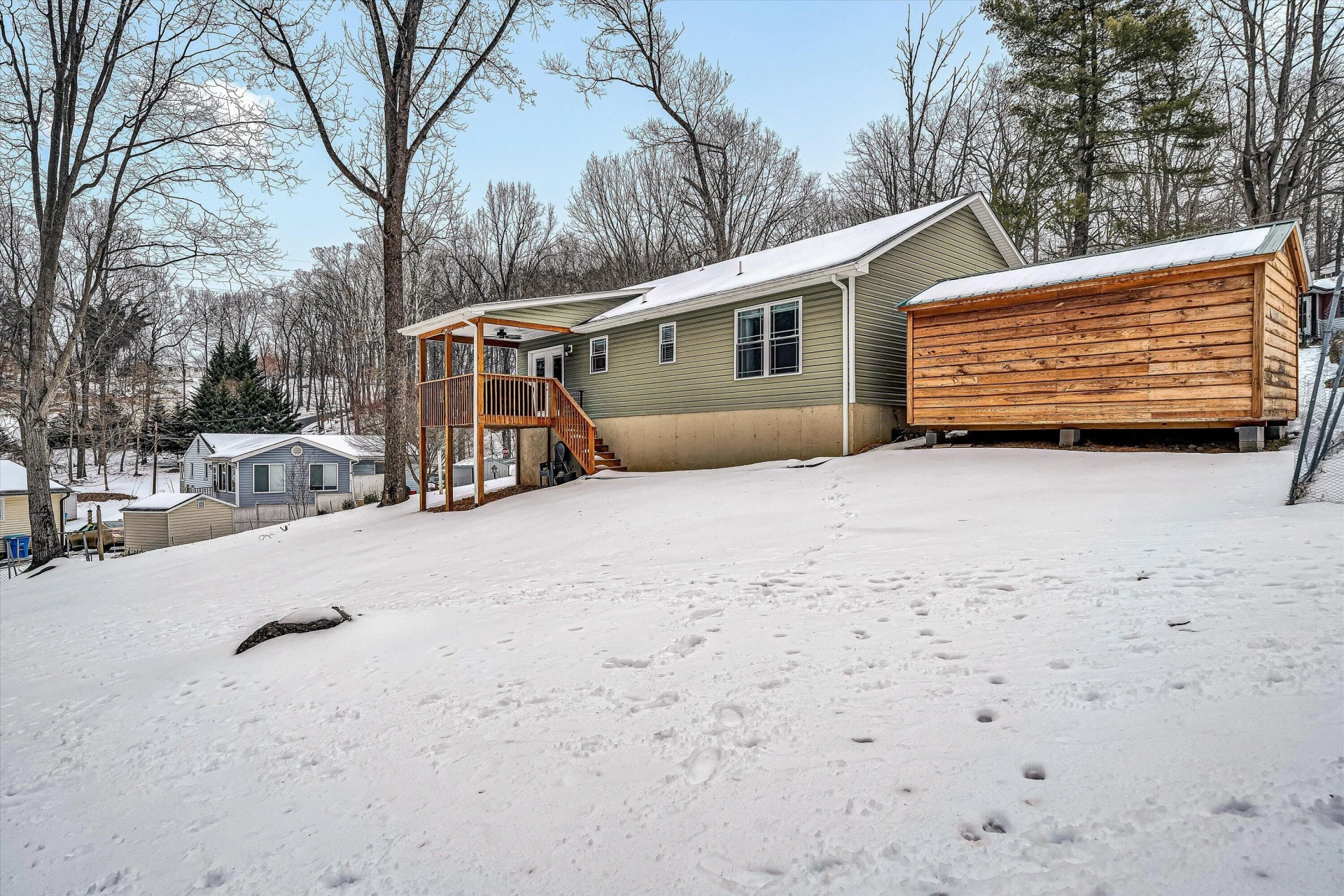 2111 Woodland RD - Photo 26