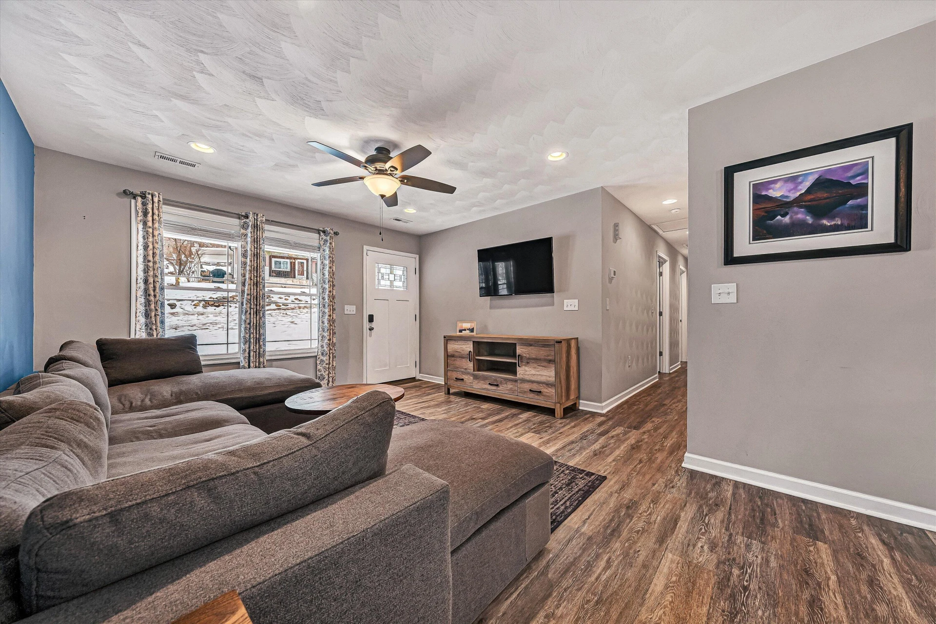 2111 Woodland RD - Photo 5