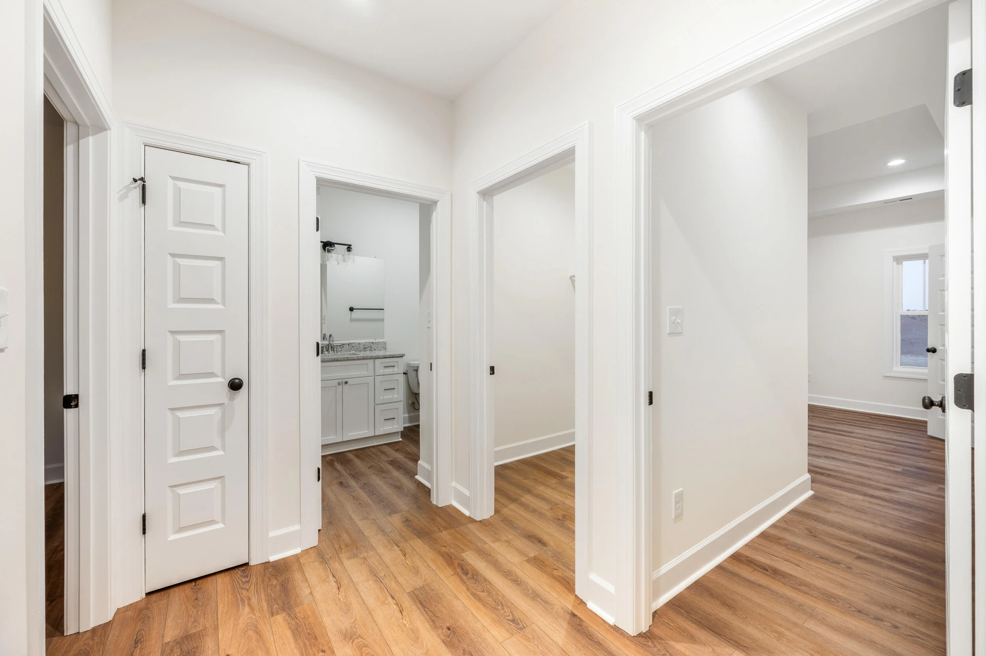10480 Leesville RD - Photo 16
