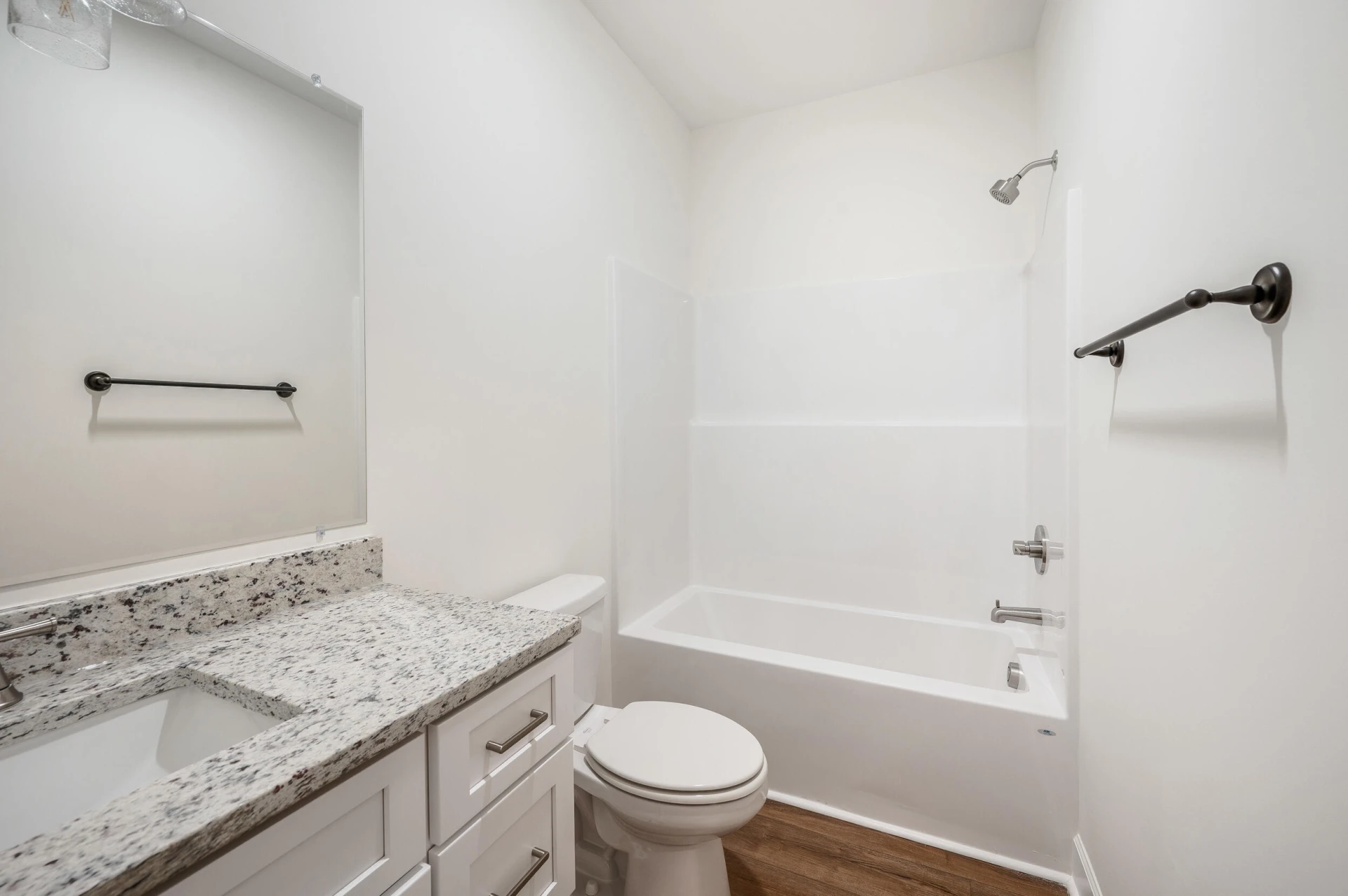 10480 Leesville RD - Photo 19