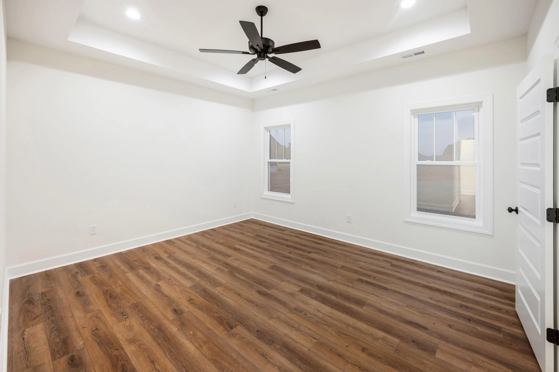 10480 Leesville RD - Photo 23