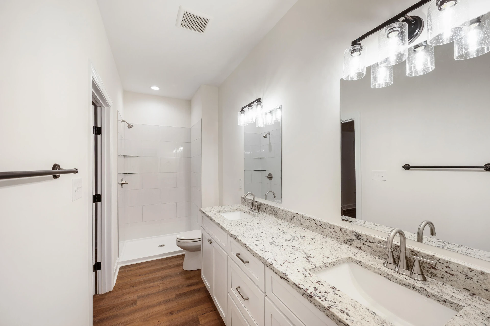 10480 Leesville RD - Photo 26