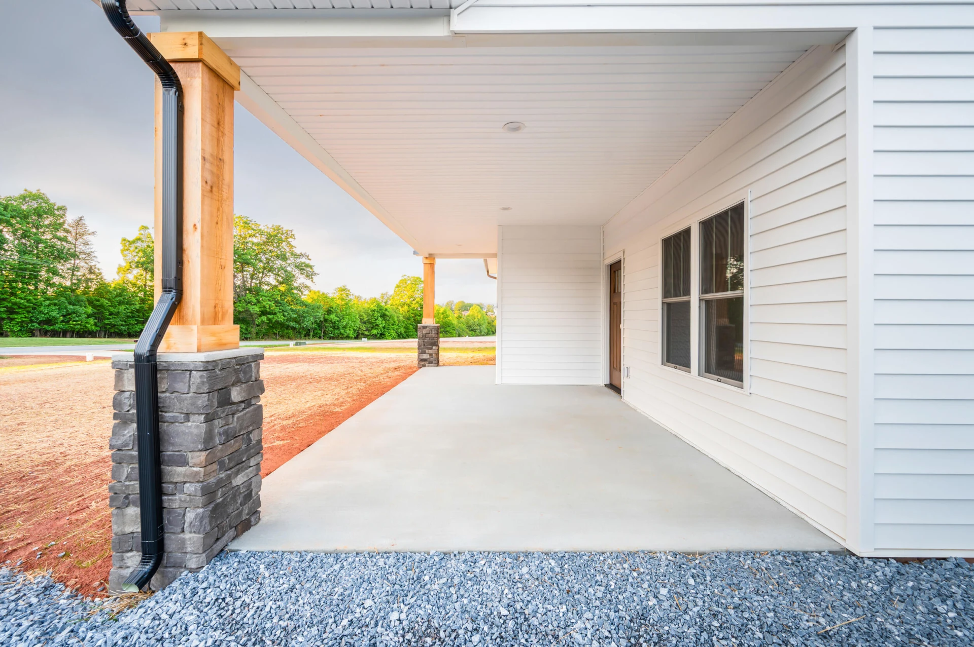 10480 Leesville RD - Photo 34