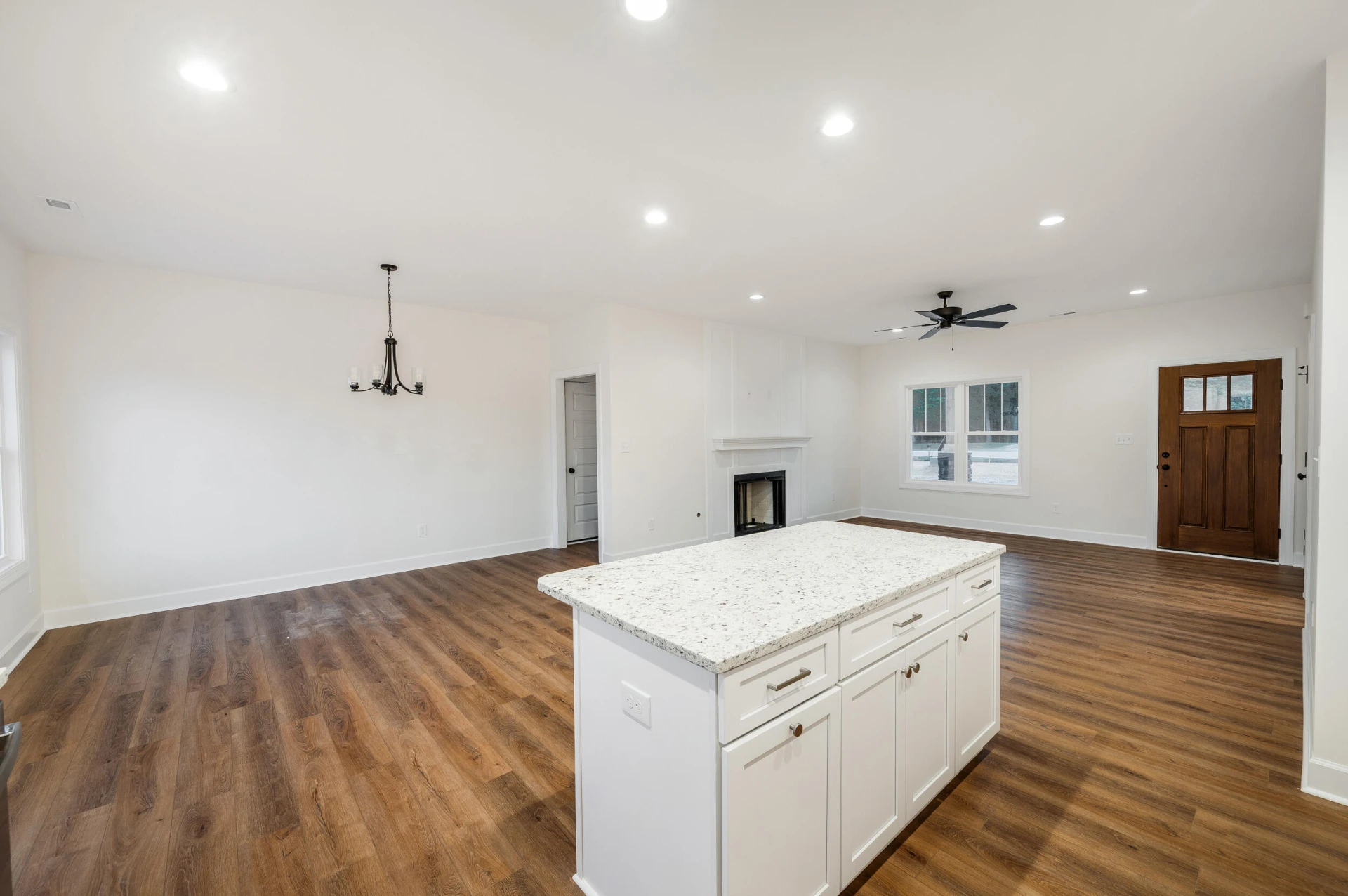 10480 Leesville RD - Photo 7