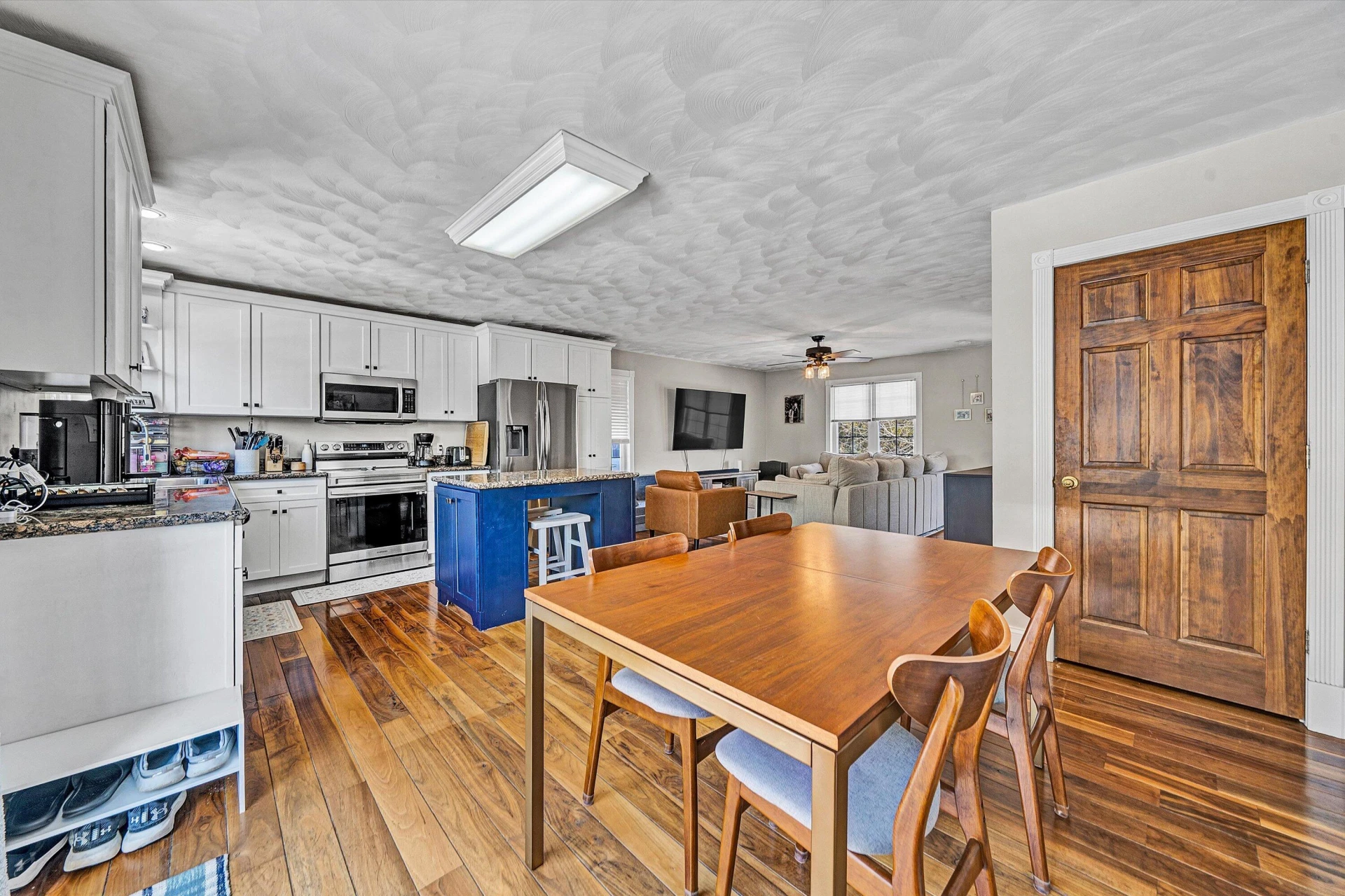 409 Wills RD - Photo 16