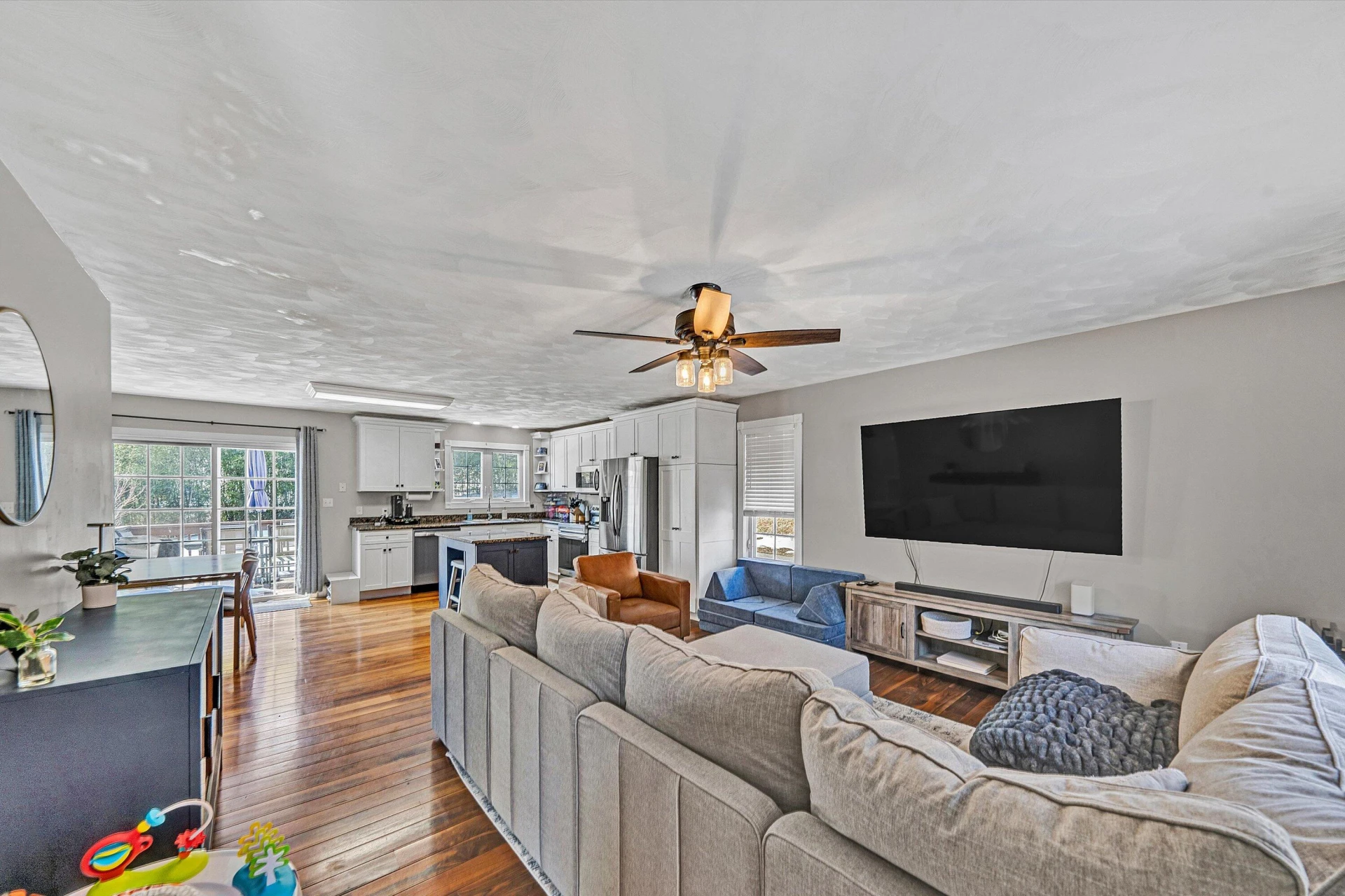 409 Wills RD - Photo 5