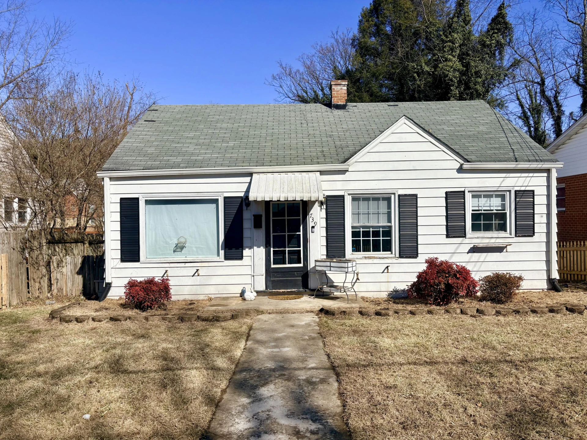 739 Brandon AVE