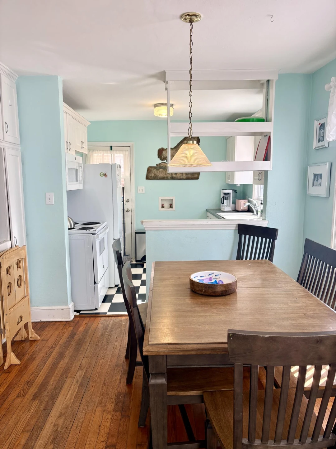 739 Brandon AVE - Photo 3