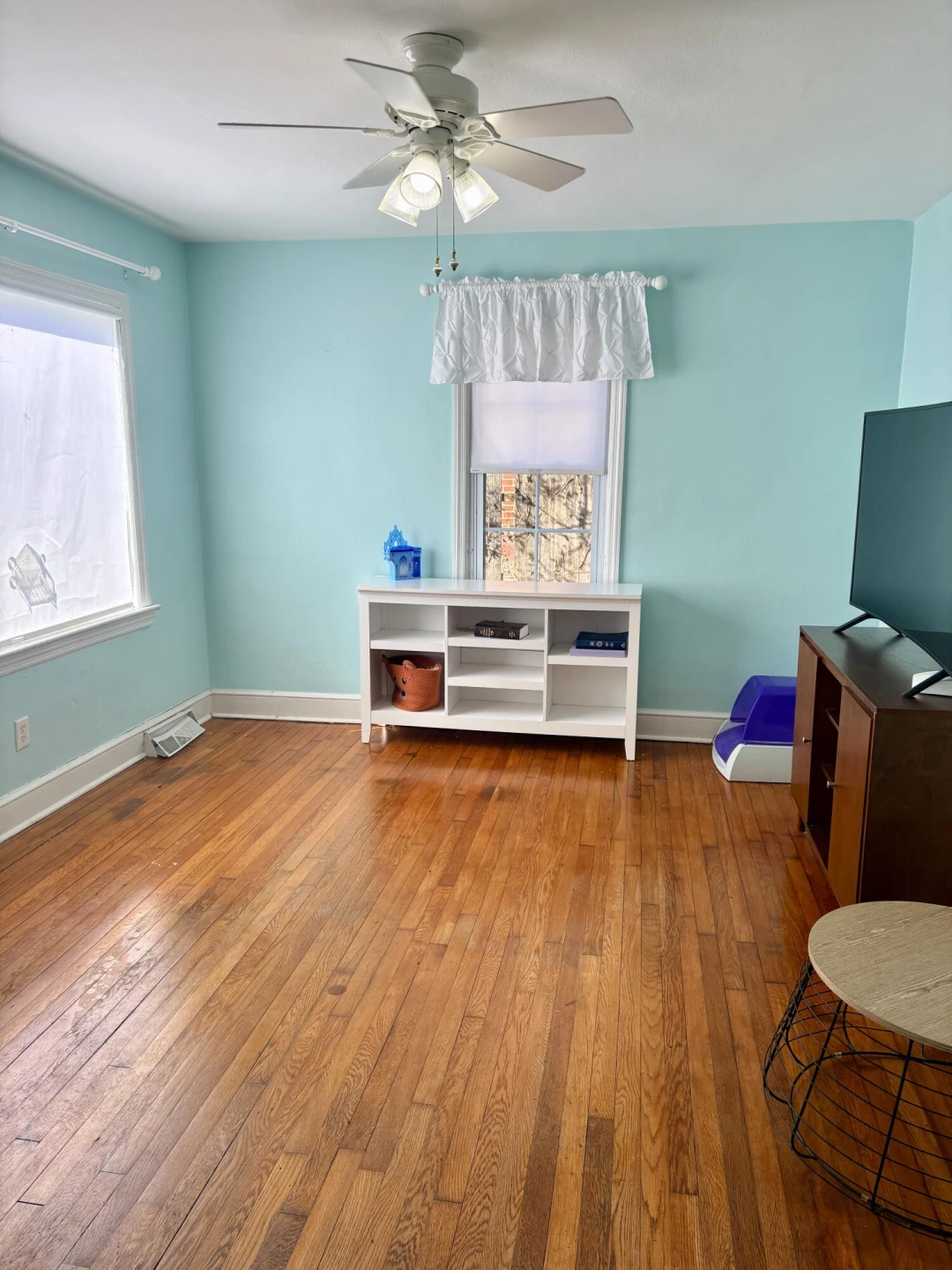739 Brandon AVE - Photo 4