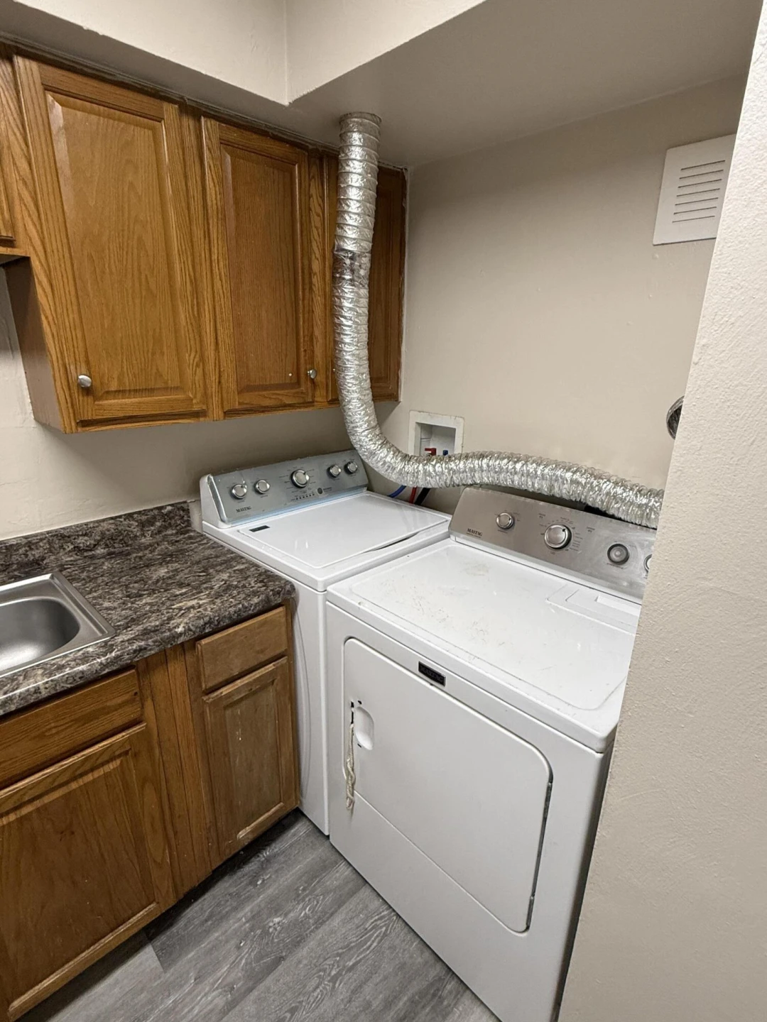 1608 Eastern AVE - Photo 15