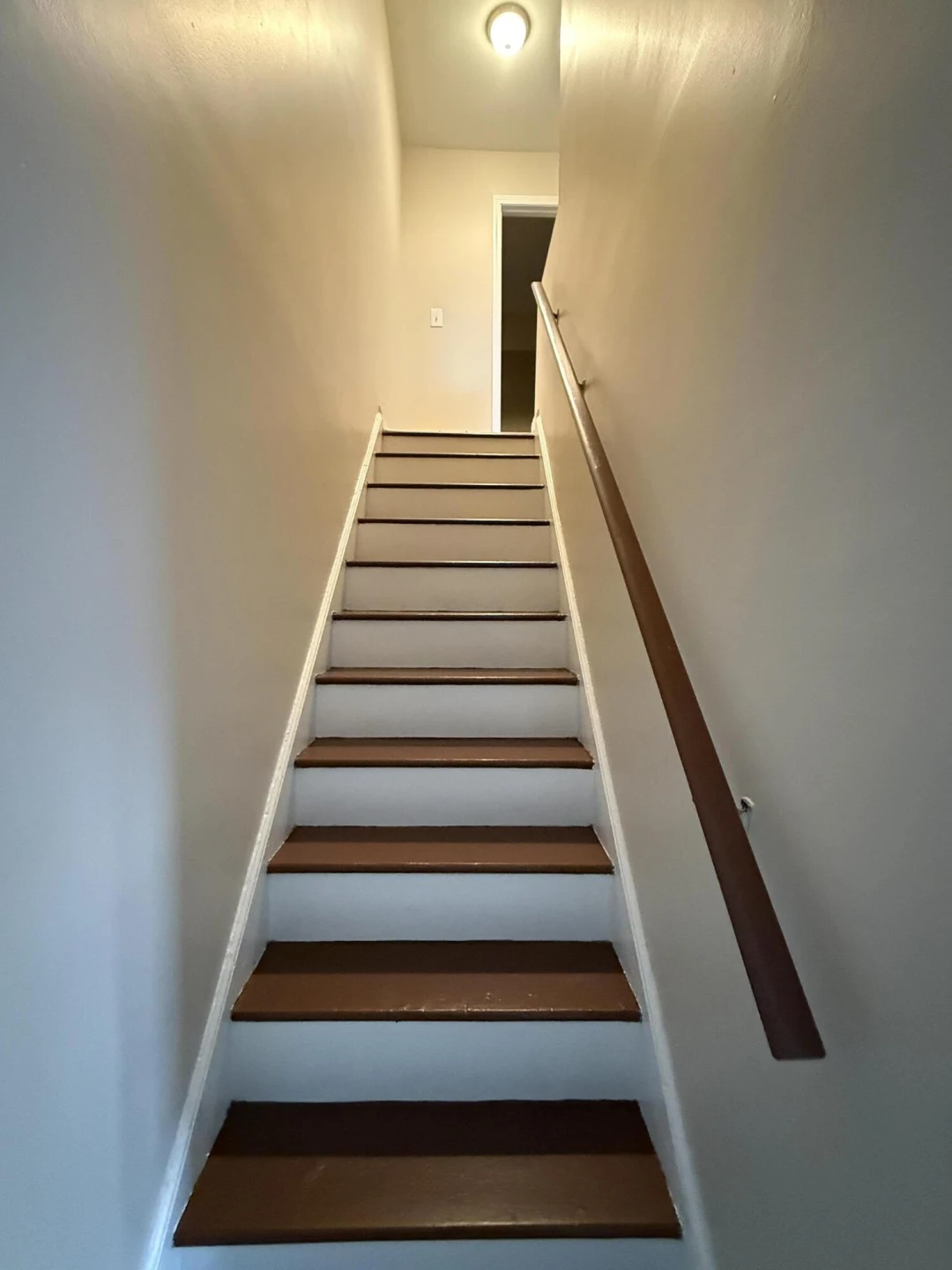 1608 Eastern AVE - Photo 5