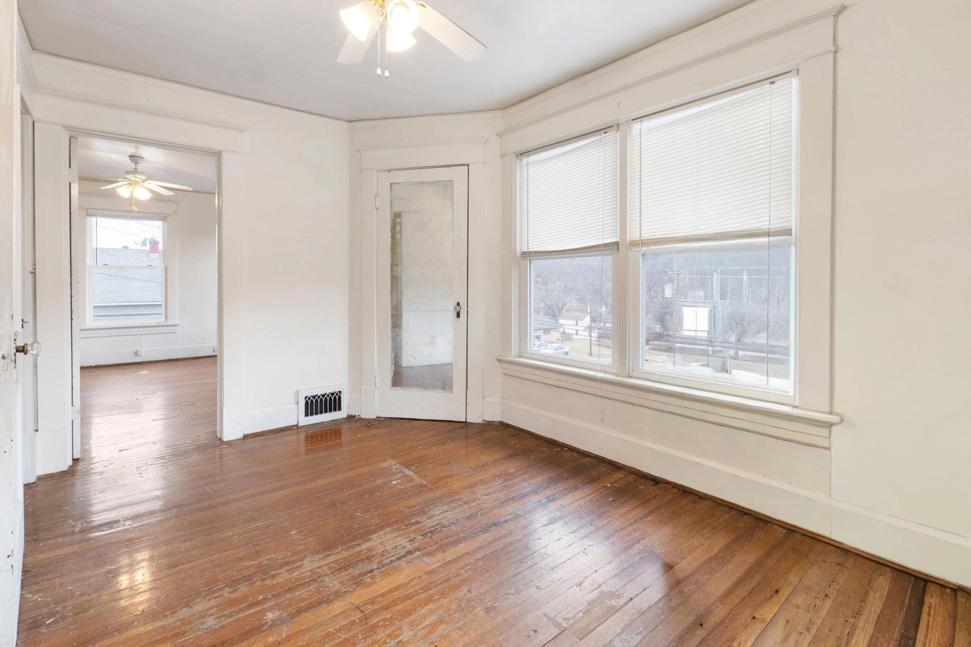 10662 Lee Jackson Hwy. - Photo 20