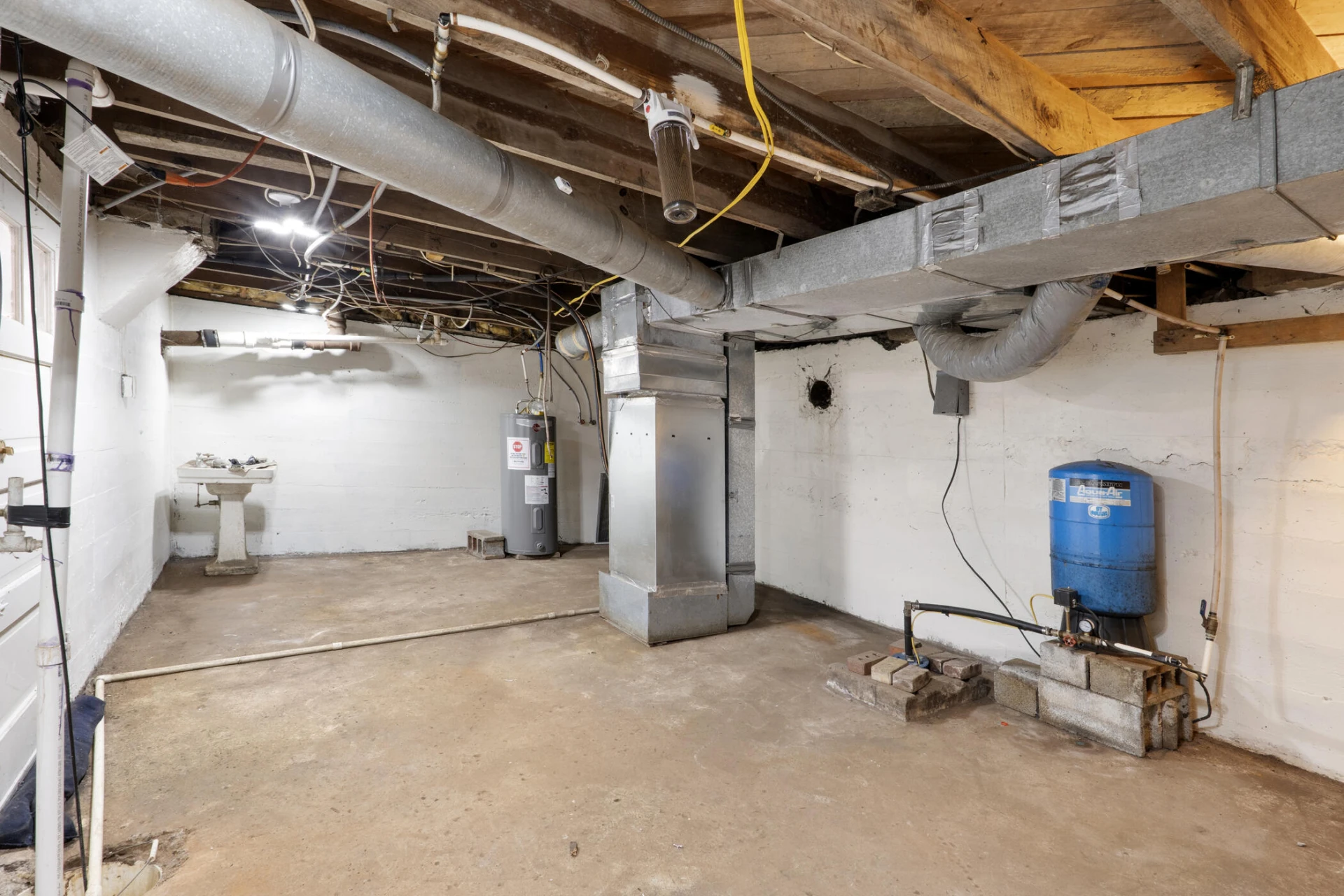 10662 Lee Jackson Hwy. - Photo 22