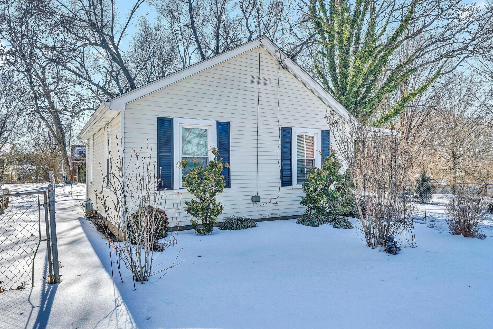 3109 Maplelawn AVE - Photo 3