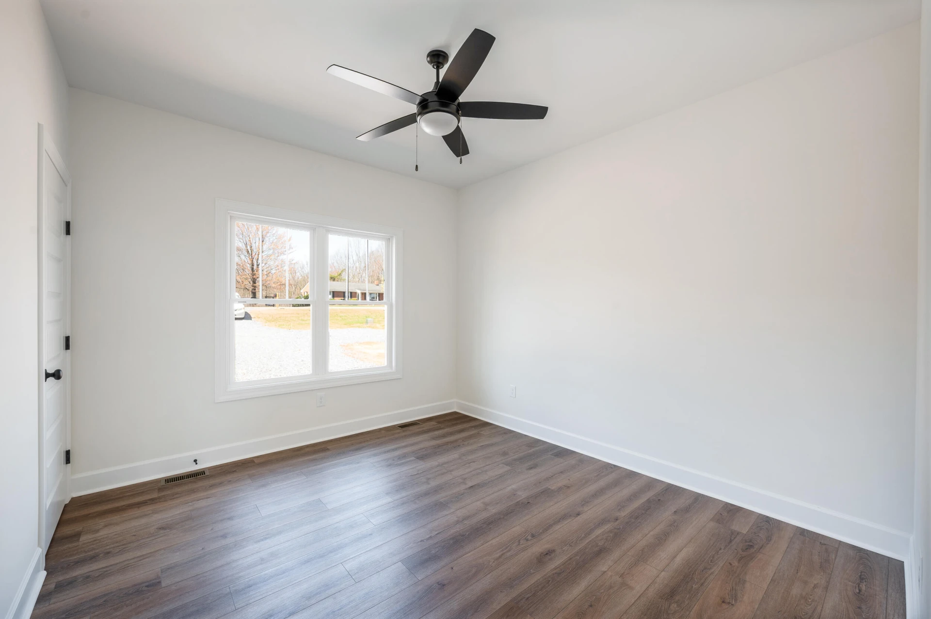 10606 Leesville RD - Photo 33