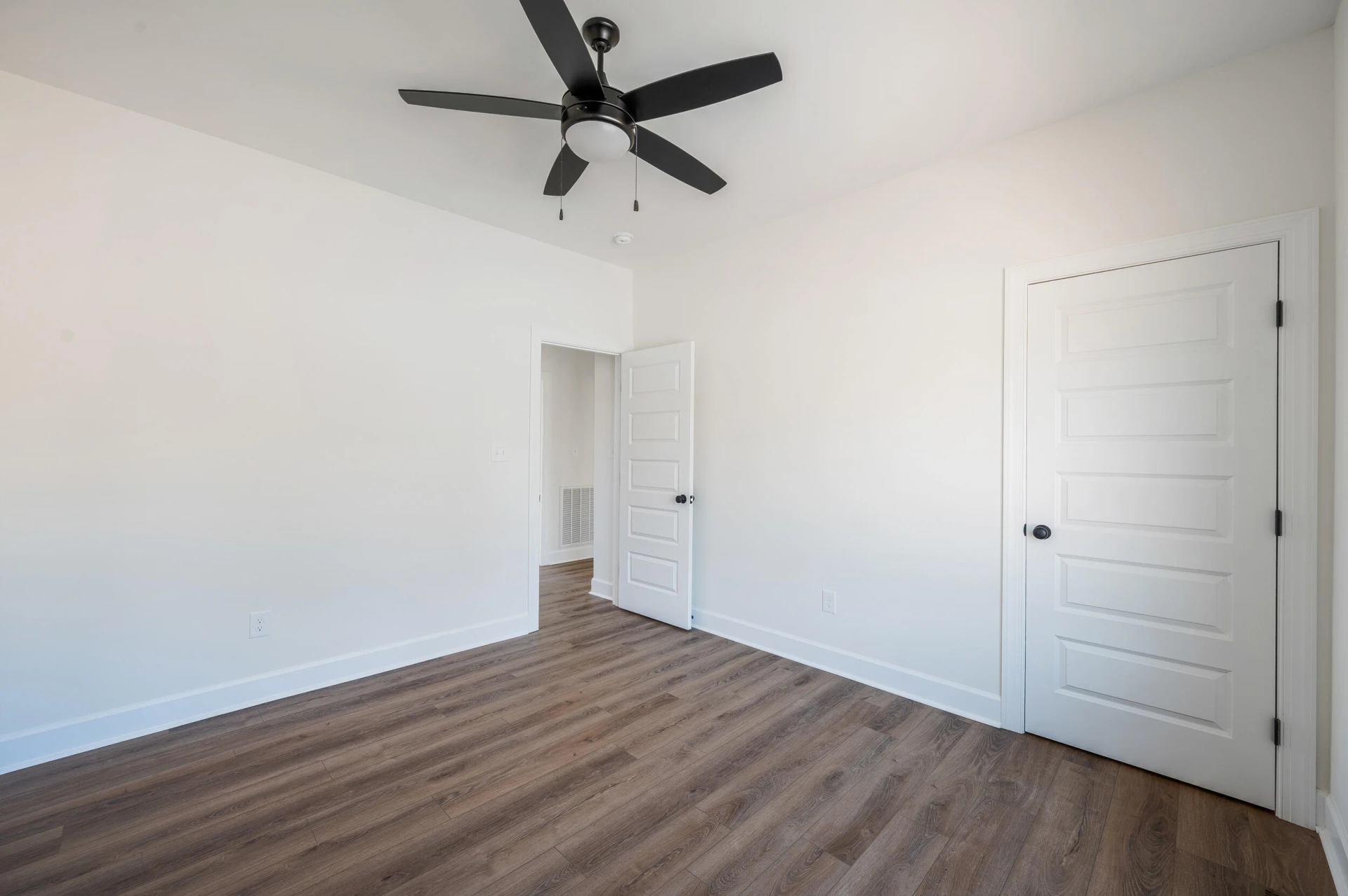 10606 Leesville RD - Photo 34
