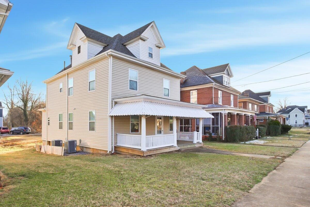 1518 Rorer AVE - Photo 2