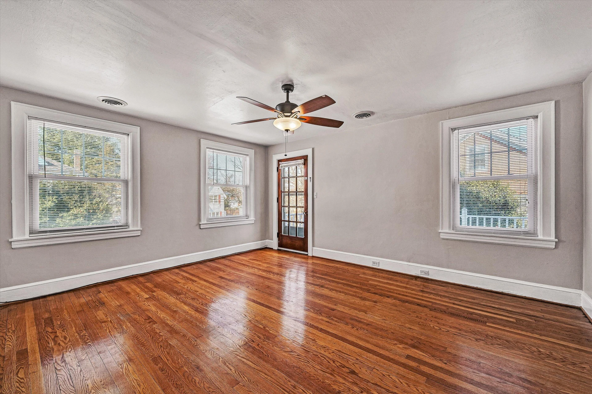 2803 Burton AVE - Photo 2