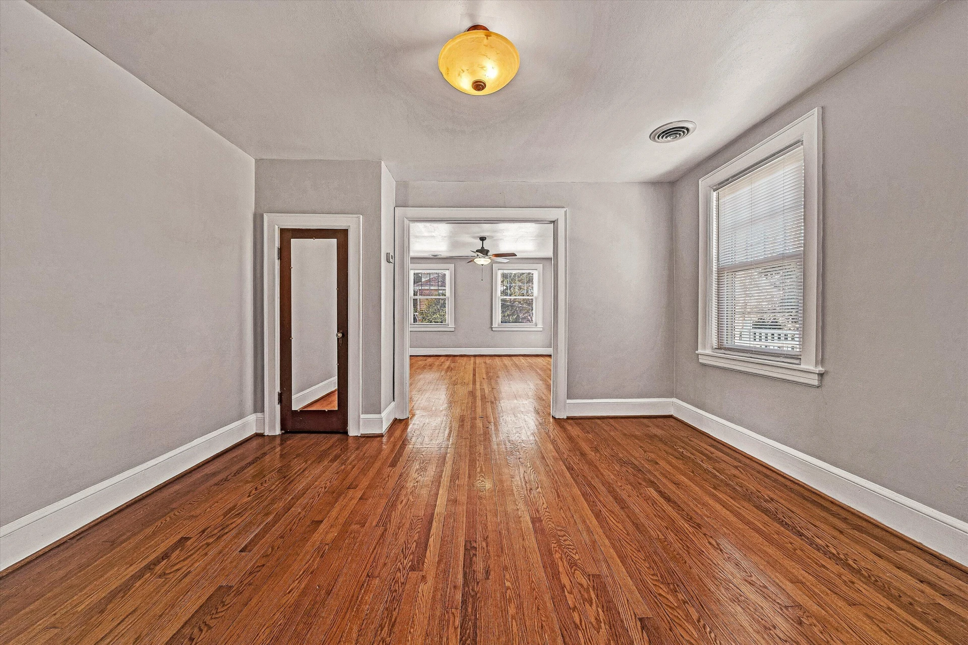 2803 Burton AVE - Photo 5