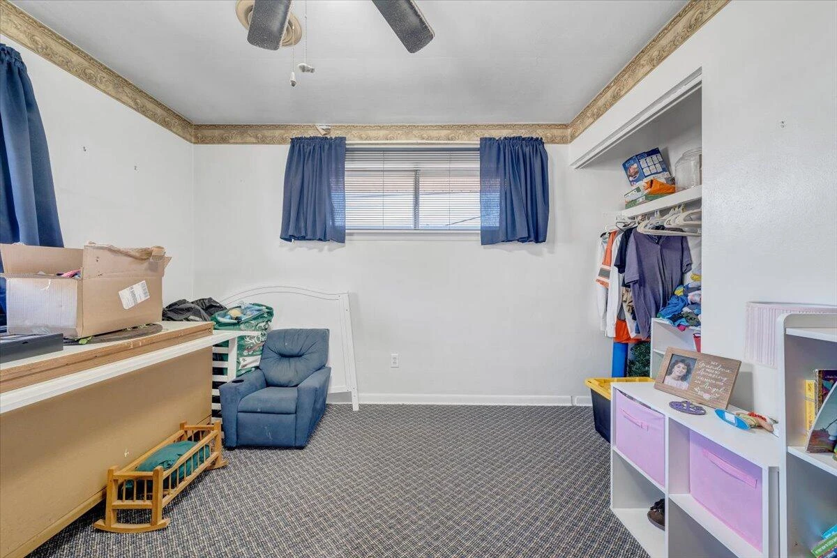 1019 Rosemary AVE - Photo 22