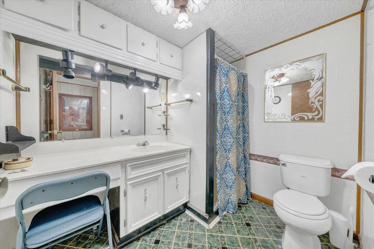 1019 Rosemary AVE - Photo 28