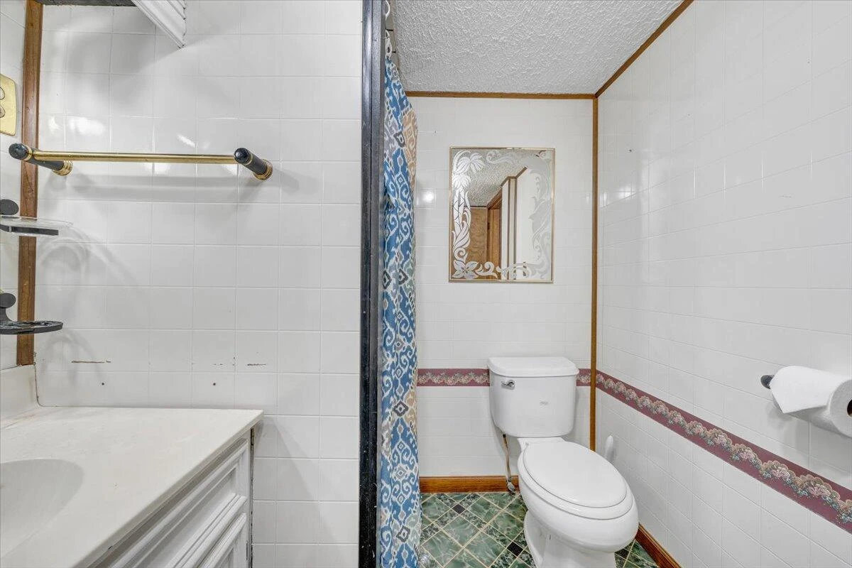 1019 Rosemary AVE - Photo 29