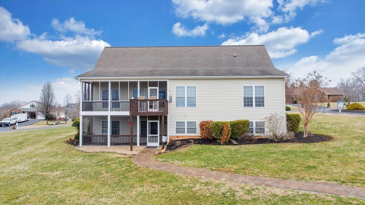 275 Chestnut Creek DR - Photo 104