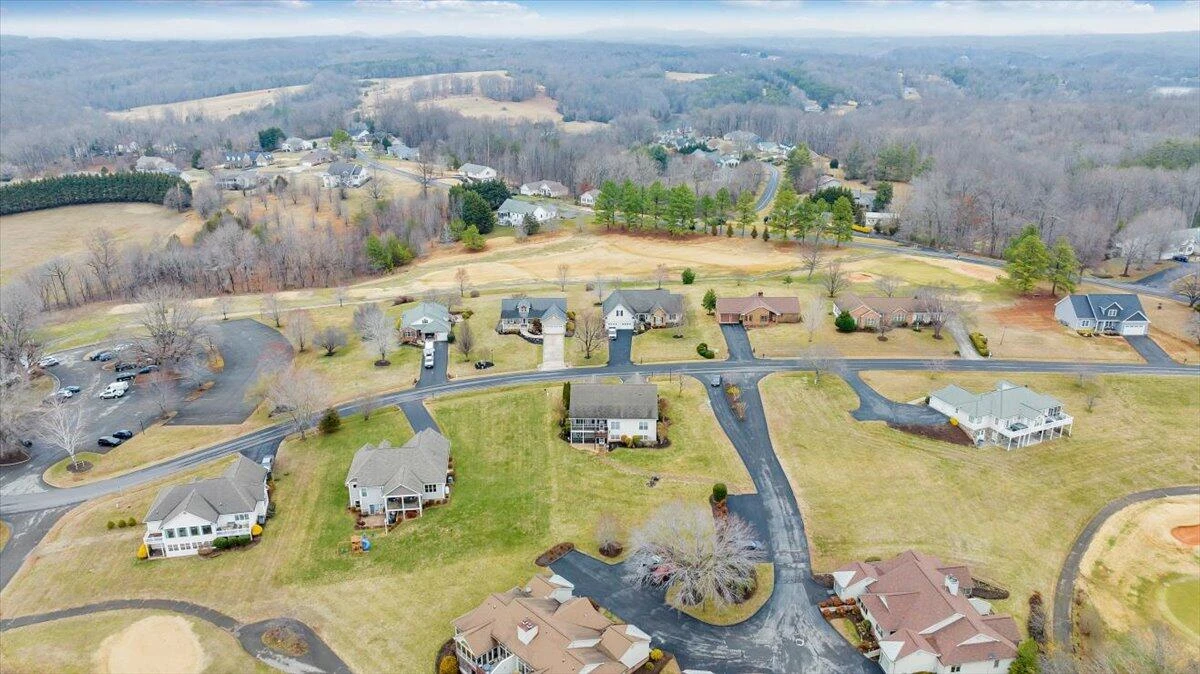 275 Chestnut Creek DR - Photo 106