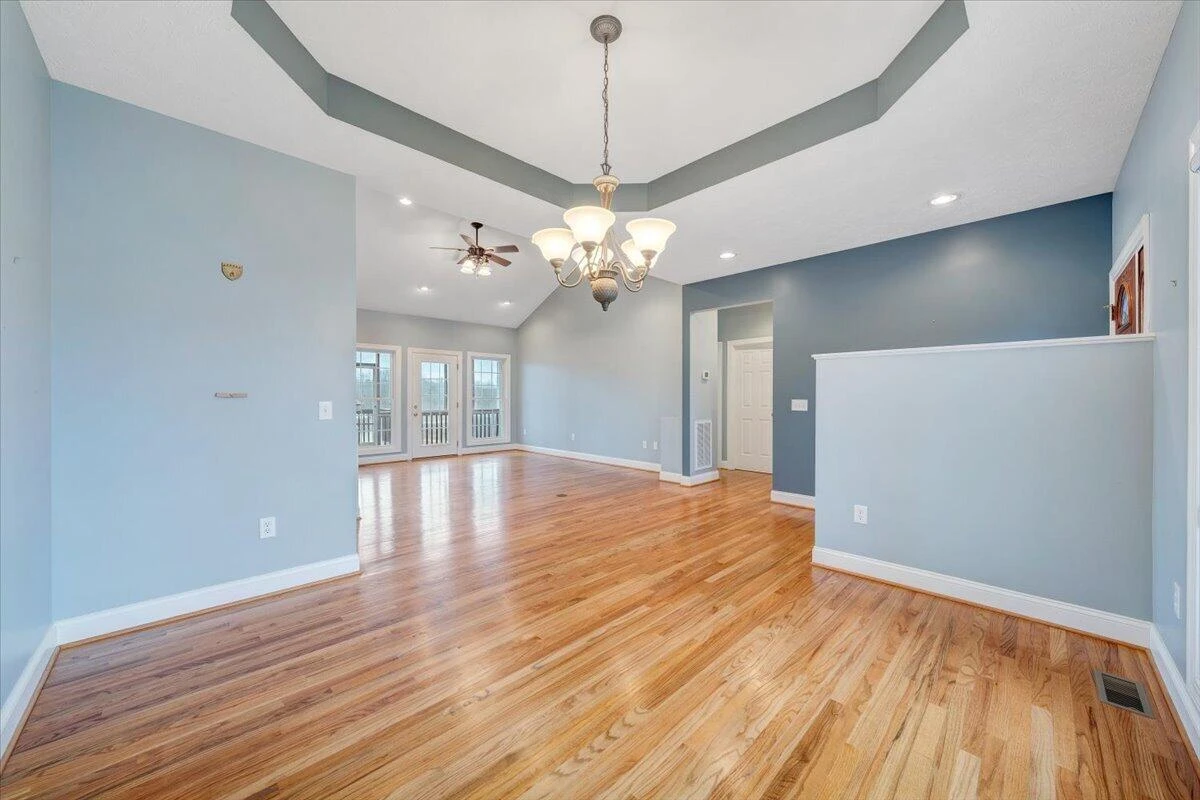 275 Chestnut Creek DR - Photo 13