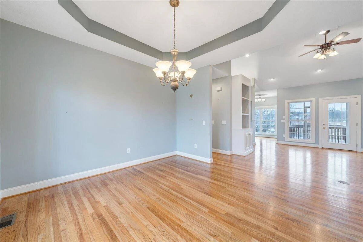 275 Chestnut Creek DR - Photo 14