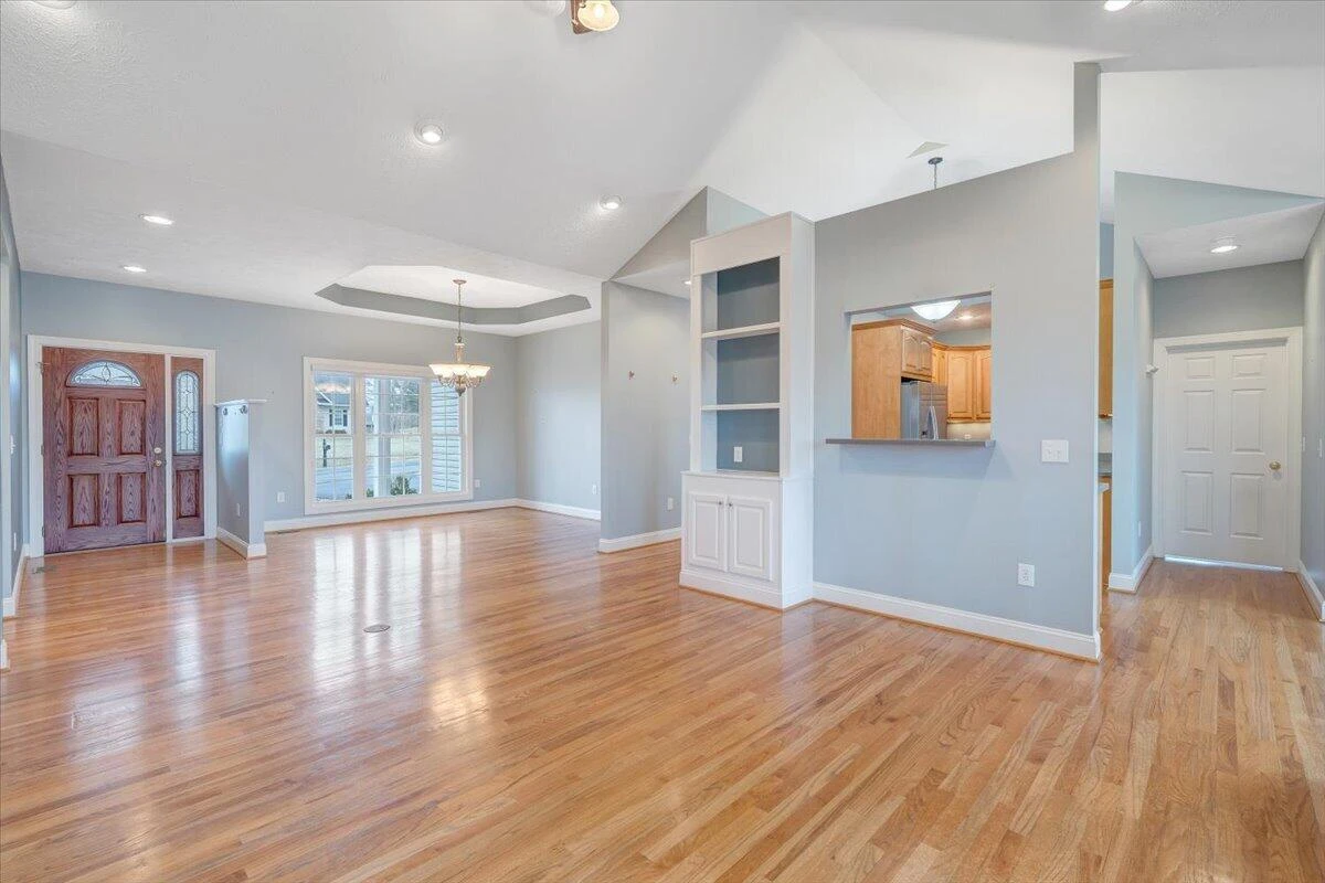 275 Chestnut Creek DR - Photo 15