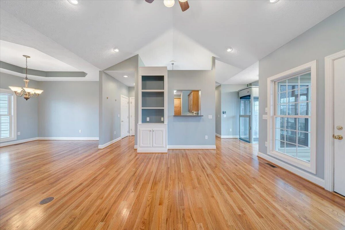 275 Chestnut Creek DR - Photo 20