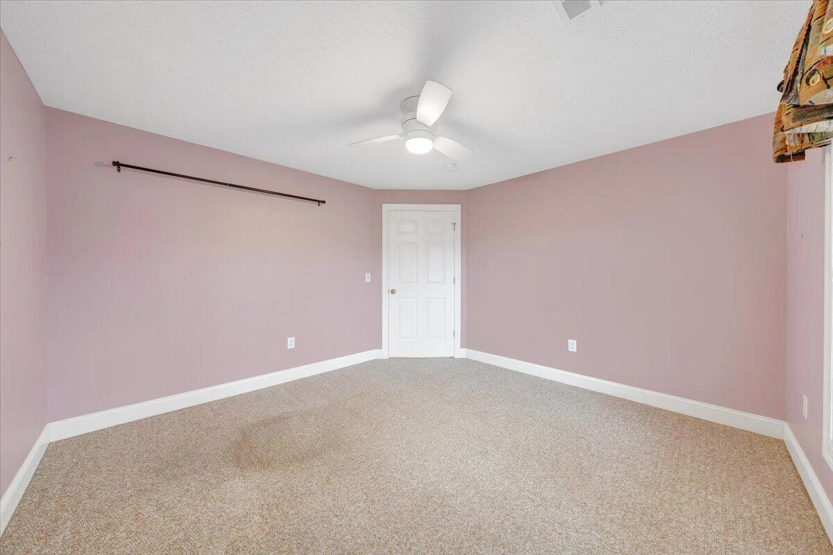 275 Chestnut Creek DR - Photo 57