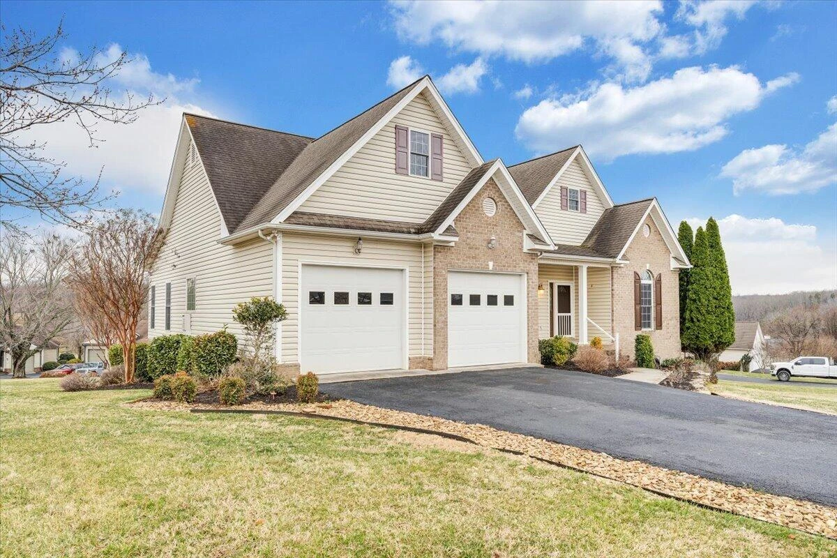 275 Chestnut Creek DR - Photo 82