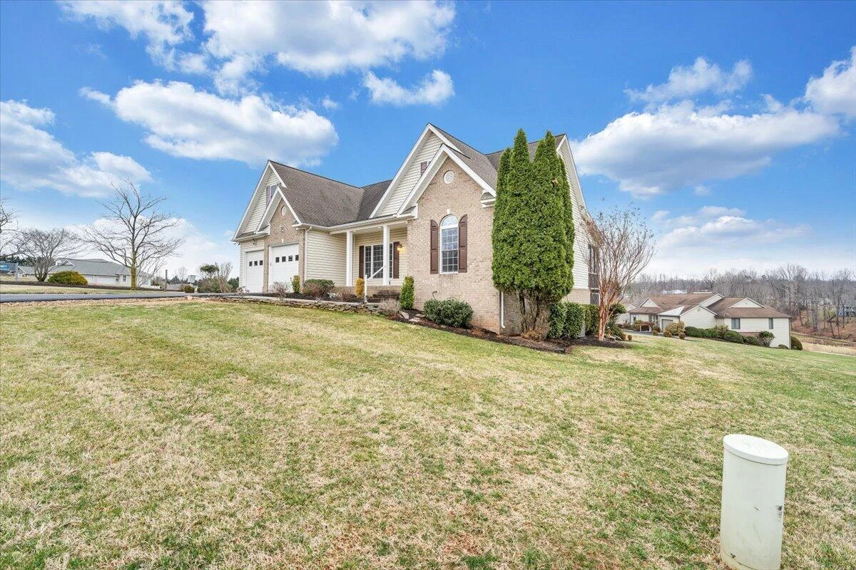 275 Chestnut Creek DR - Photo 87