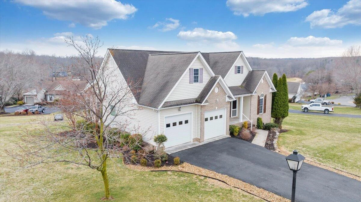 275 Chestnut Creek DR - Photo 88