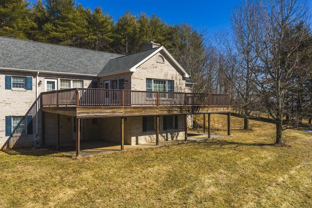 494 Soapstone Hill RD - Photo 6
