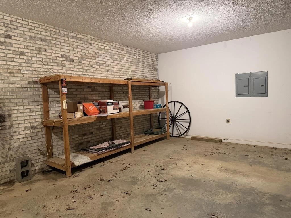 494 Soapstone Hill RD - Photo 42