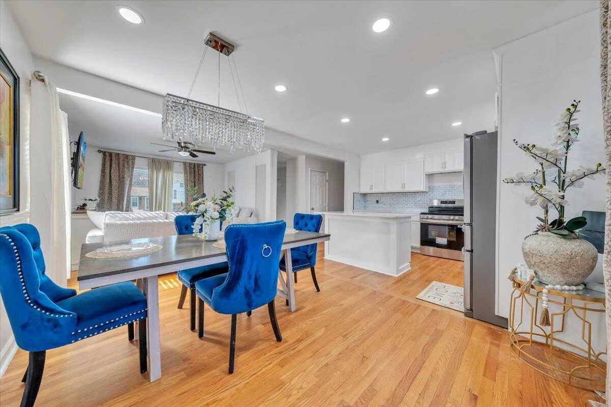 5572 Ambassador DR - Photo 13