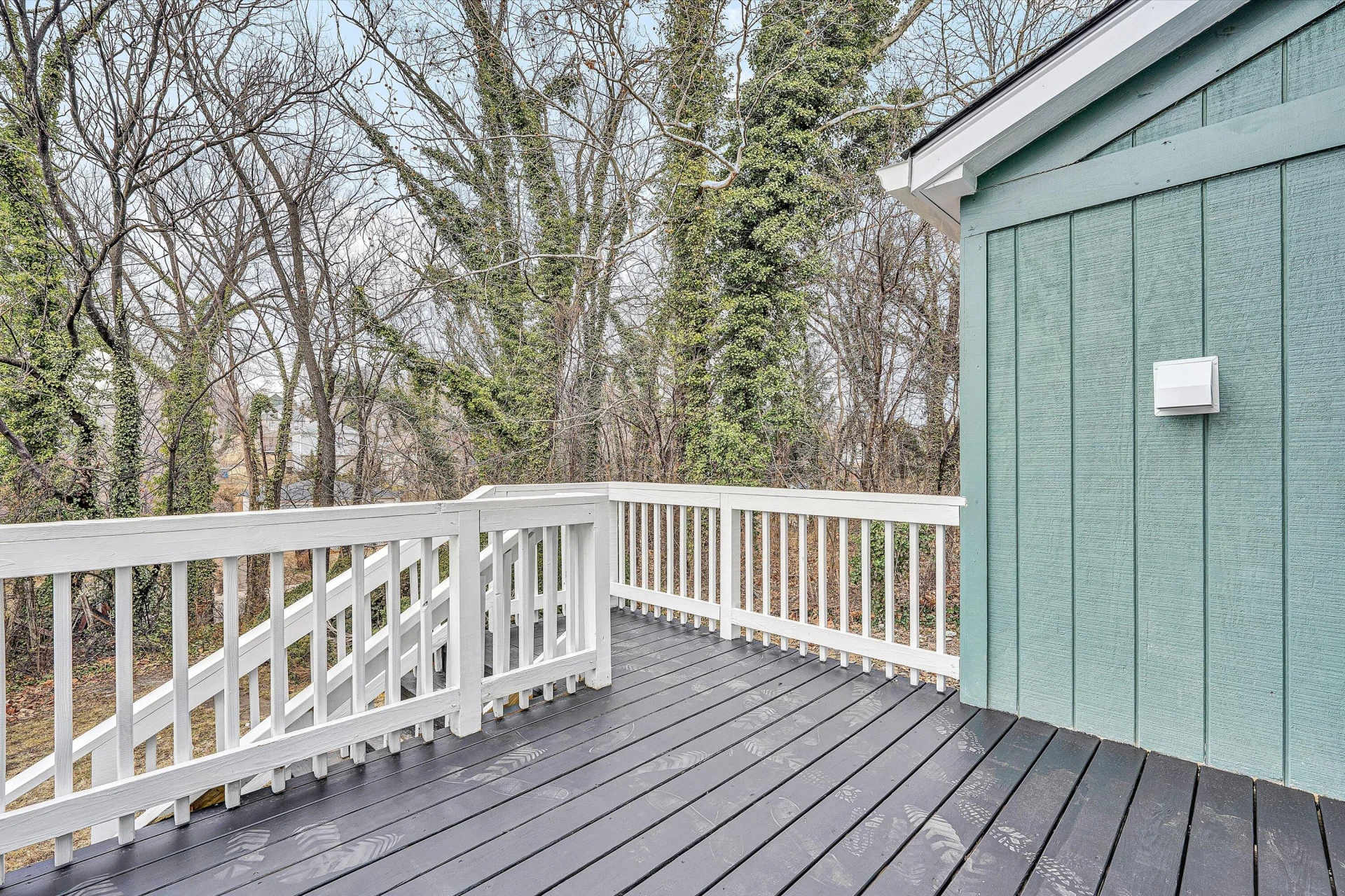 917 McDowell AVE - Photo 18