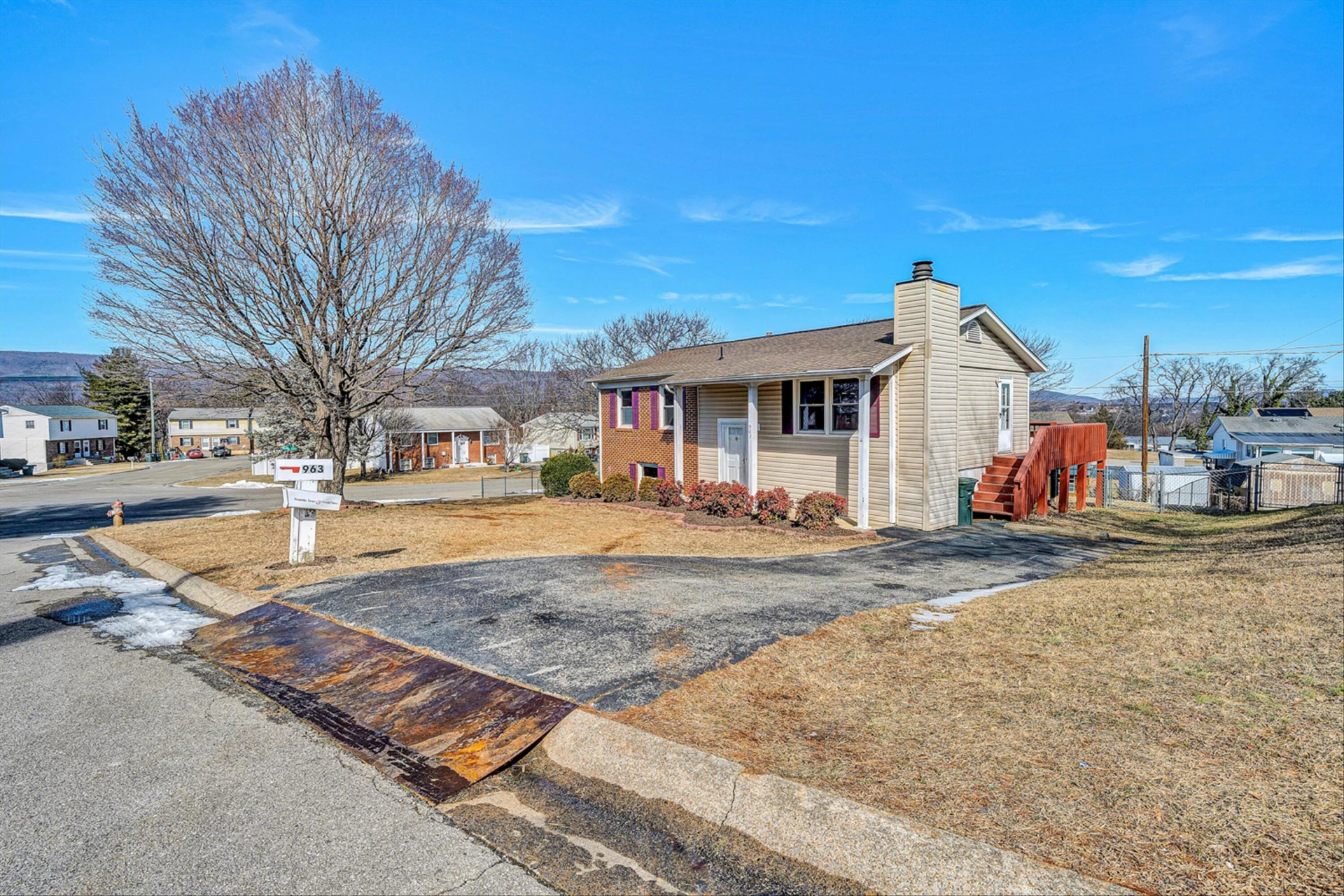 963 Page ST - Photo 27