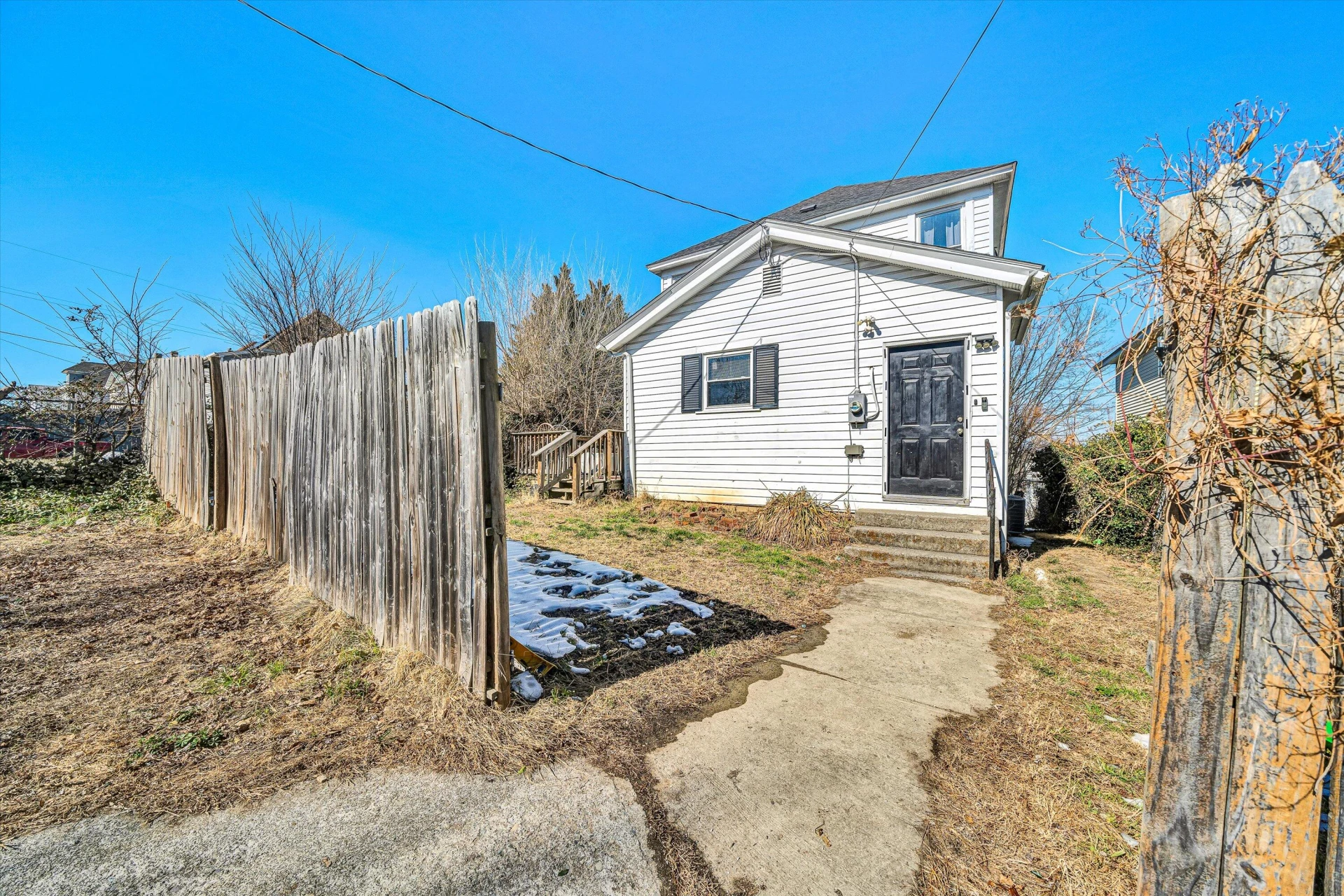703 ELM AVE - Photo 20