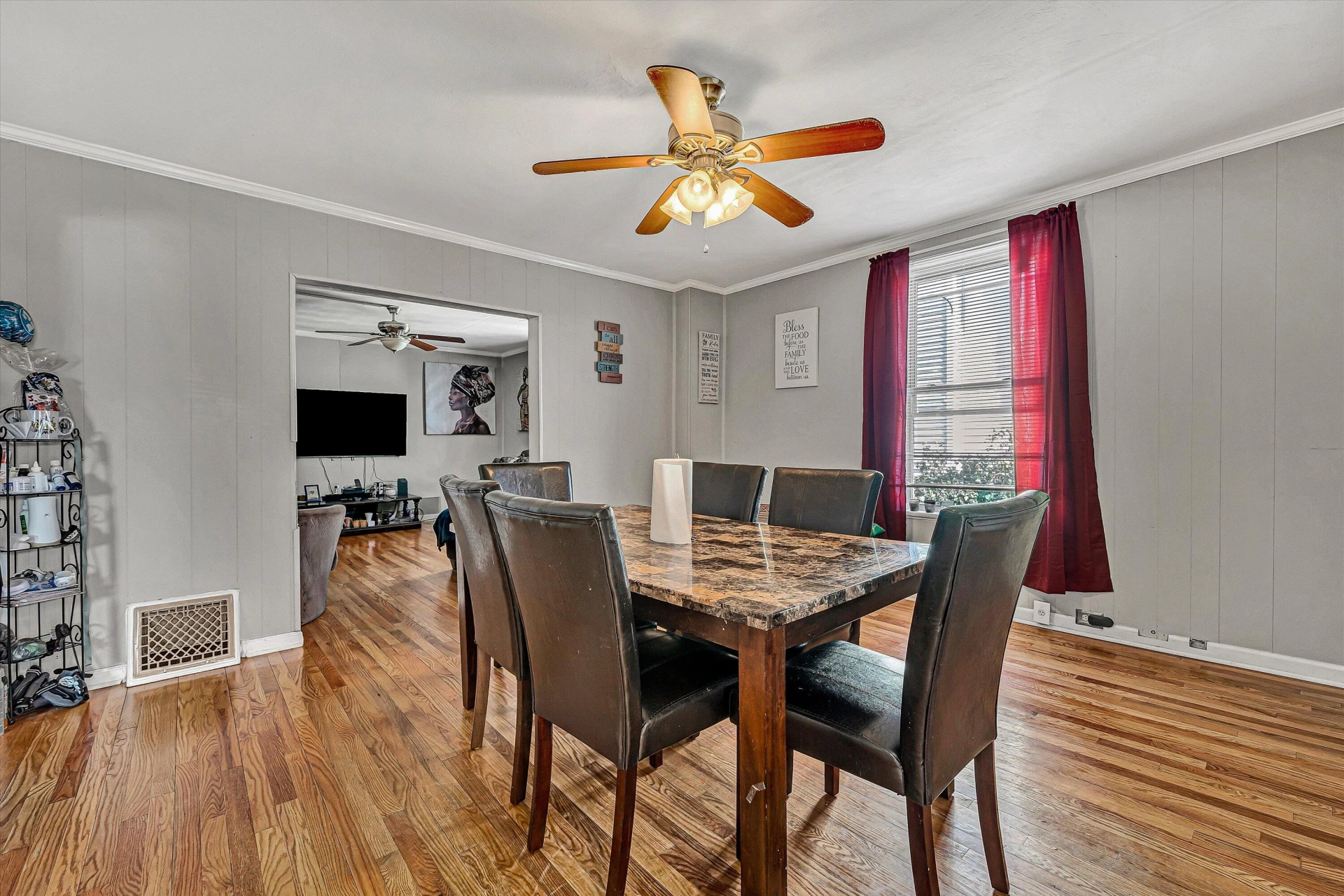 703 ELM AVE - Photo 6