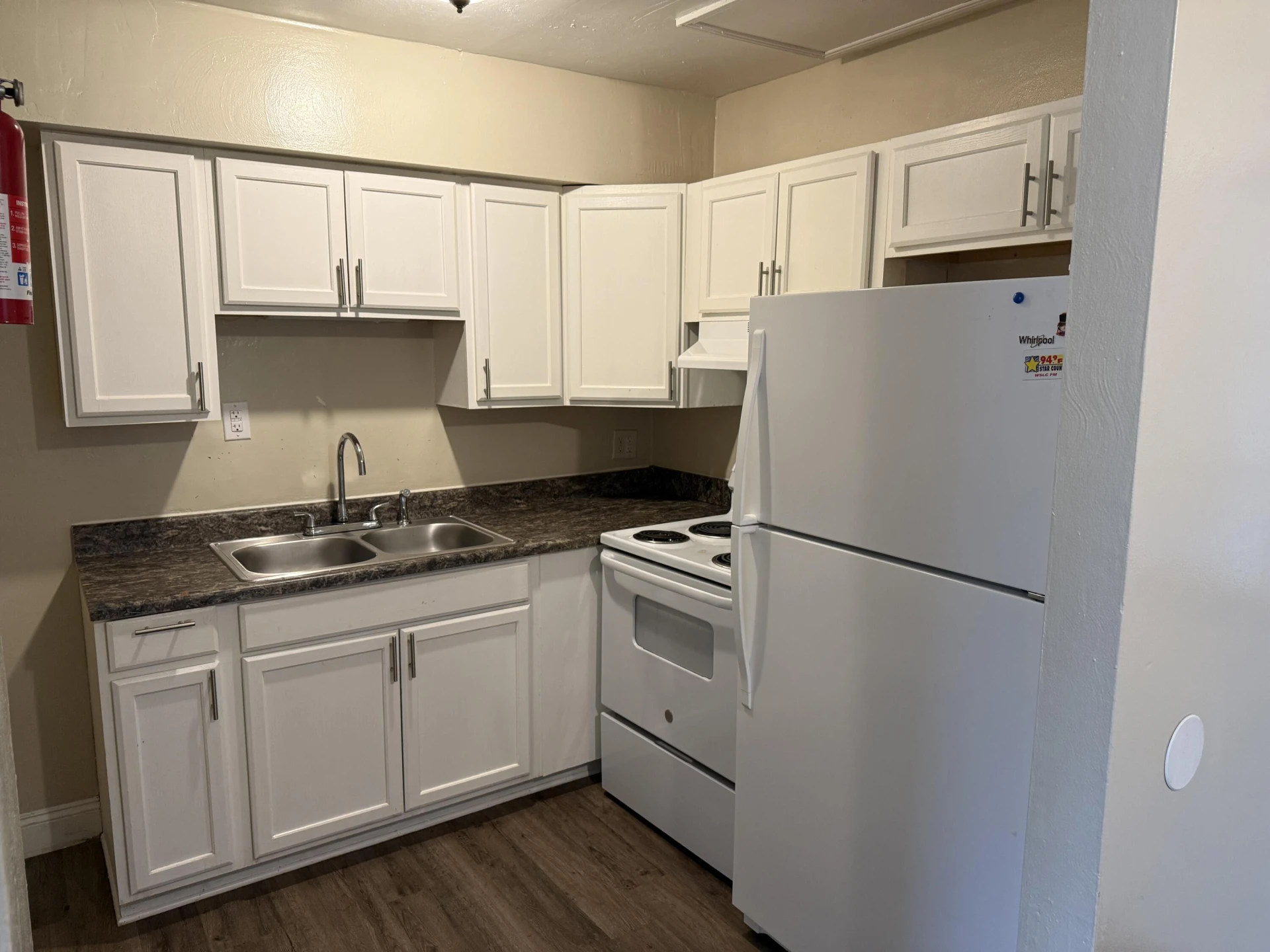 1634 Eastern AVE - Photo 12